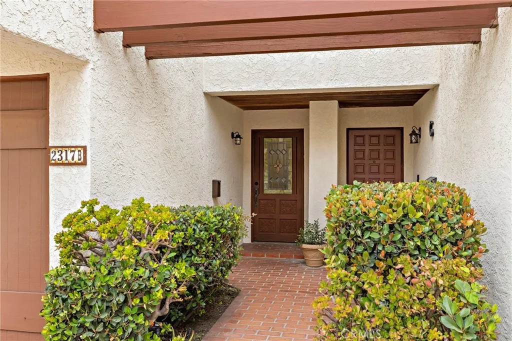2317 Carnegie Lane B, Redondo Beach, California 90278 home-pic-4